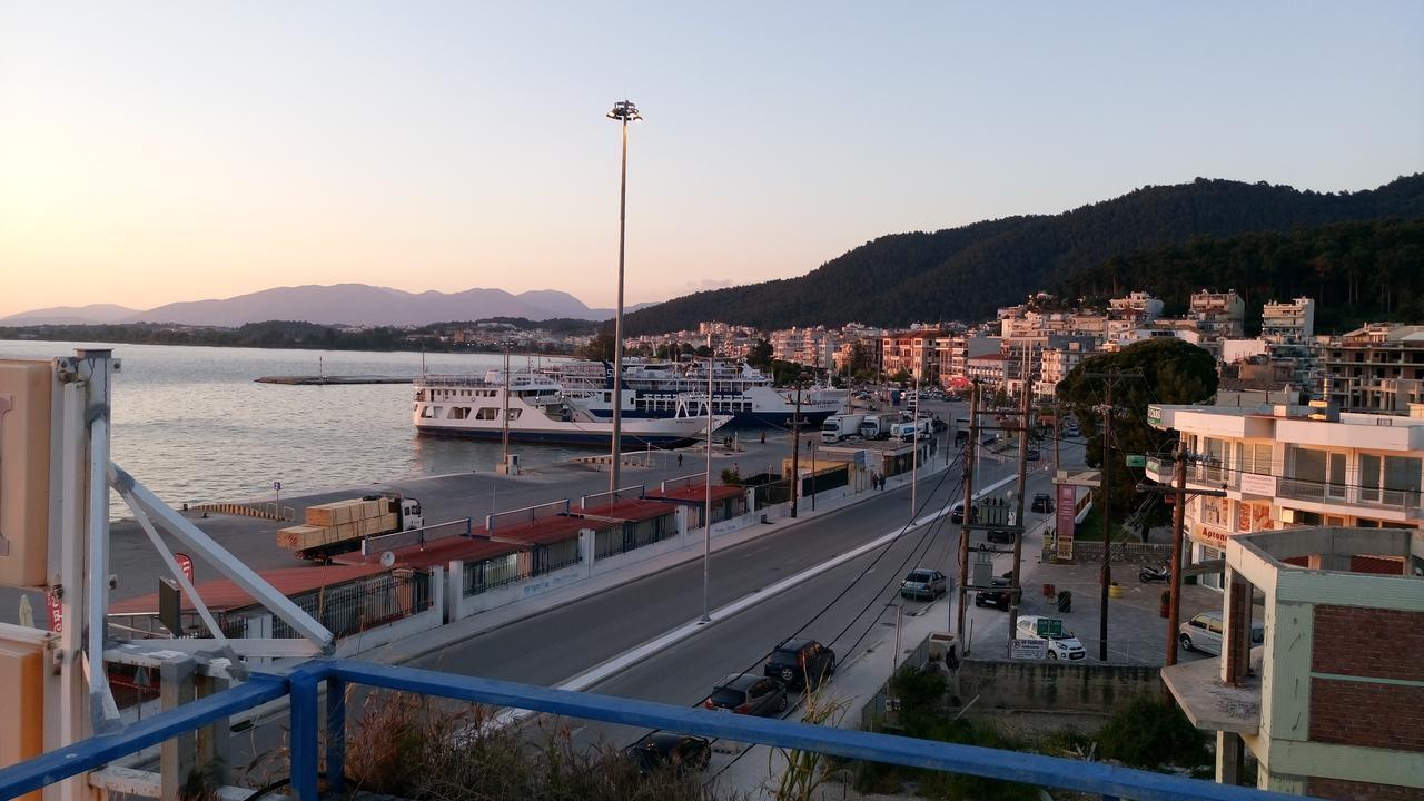 Hotel Oscar Igoumenitsa Bagian luar foto